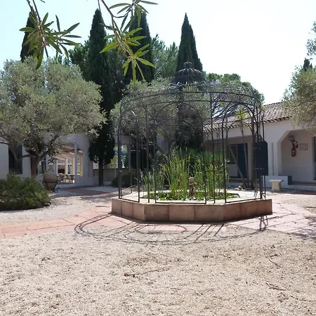Hotel Alba-flora 2*